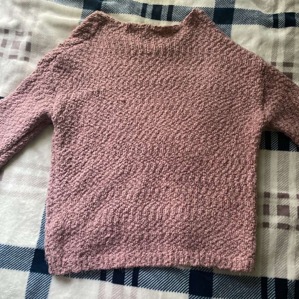 Warm & fuzzy muted pink sweater